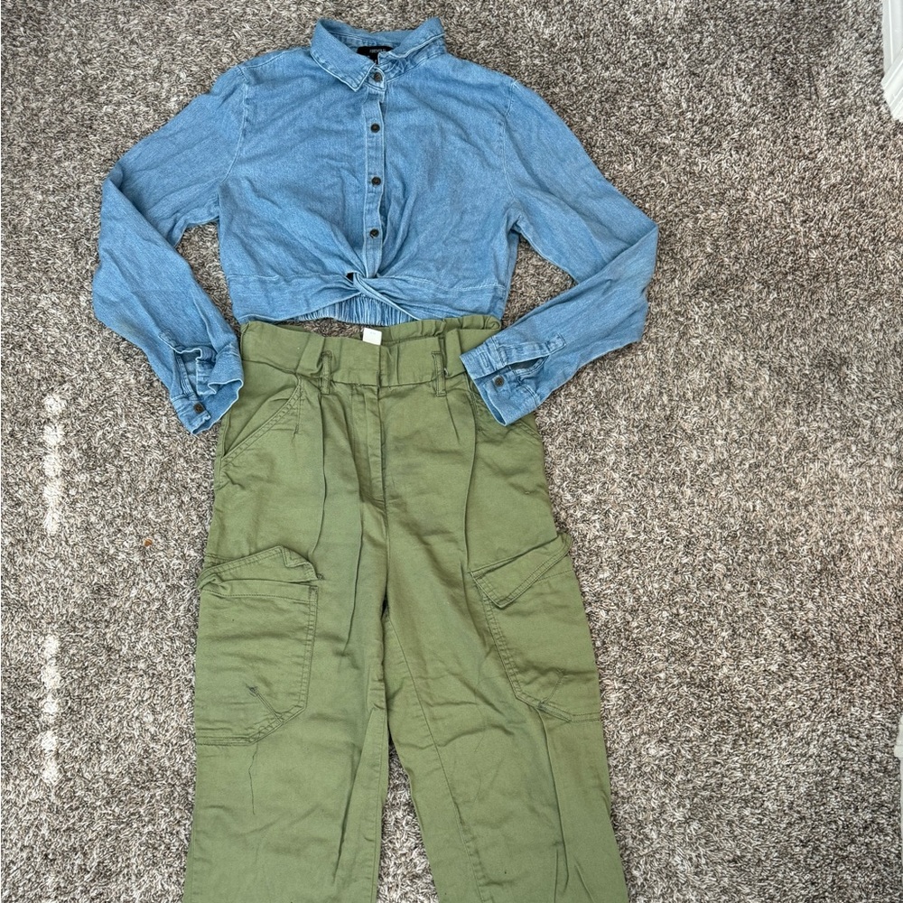H&M Olive Cargos with Forever21 Denim crop top